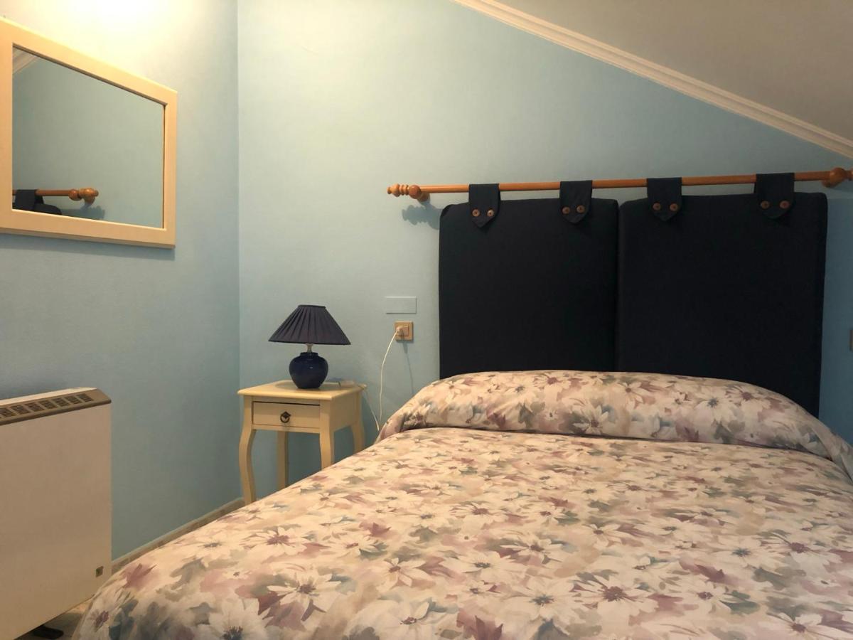 Apartamento Con Hermosas Vistas A La Playa Del Altar Sieiro Esterno foto