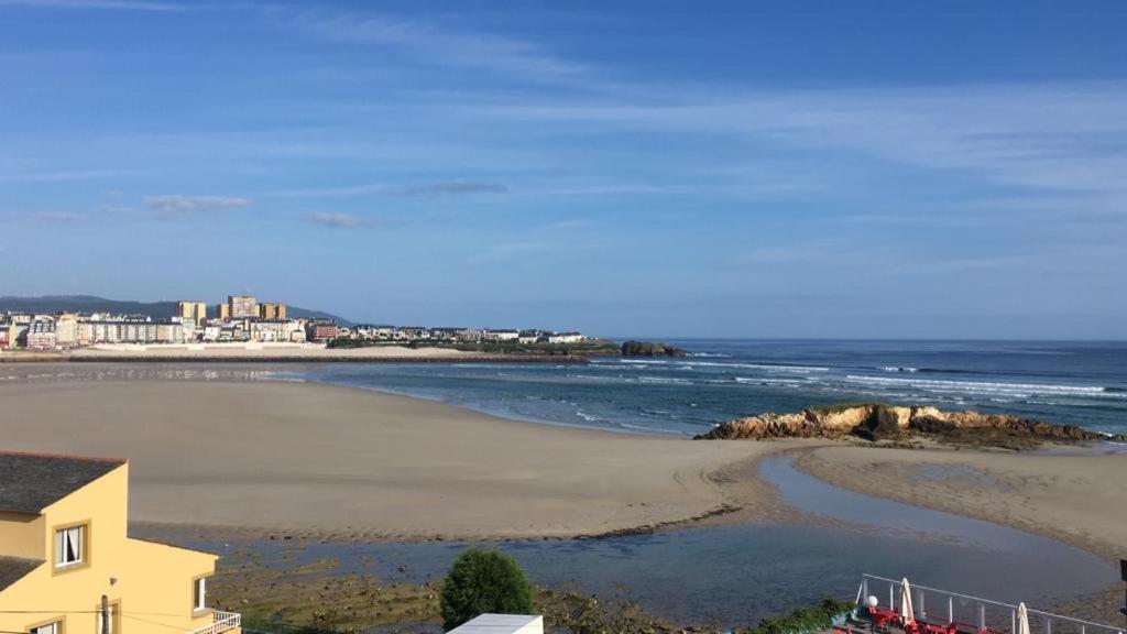 Apartamento Con Hermosas Vistas A La Playa Del Altar Sieiro Esterno foto