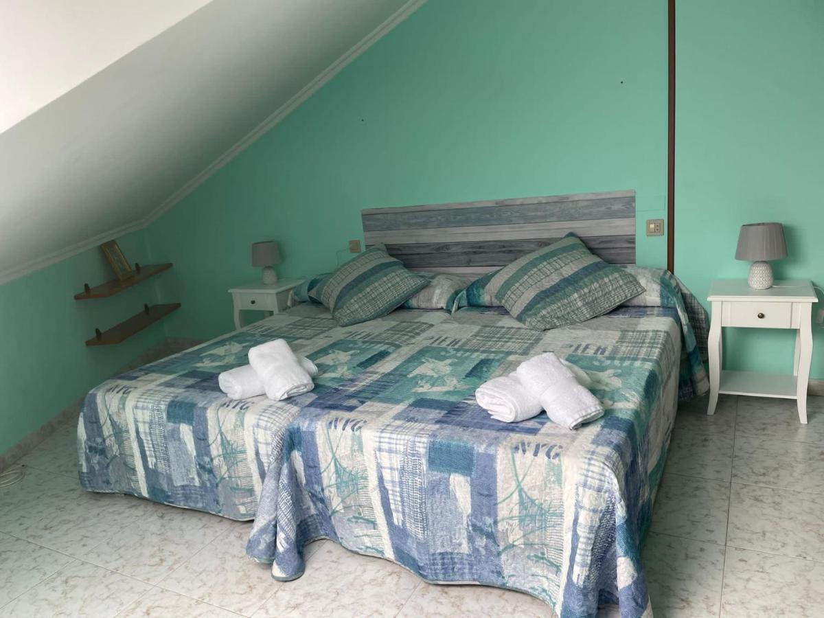 Apartamento Con Hermosas Vistas A La Playa Del Altar Sieiro Esterno foto